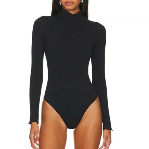 Free People Tops - Free People XYZ Recycled Ribbed V Mock Turtleneck Bodysuit in Black sz XS/SML